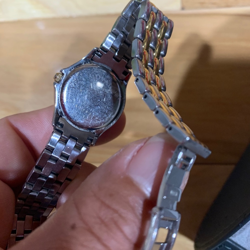 Movado watch - Picture 5 of 7